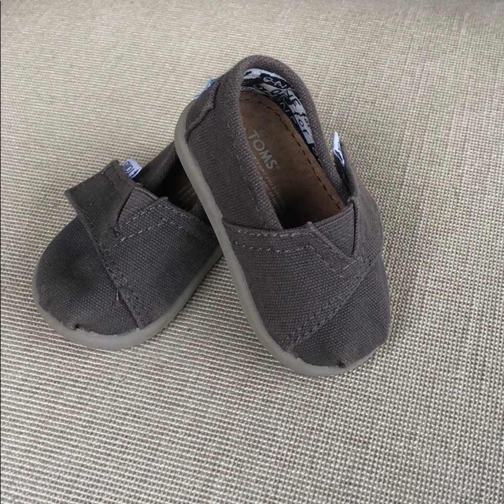 Tiny Toms. Size 3.